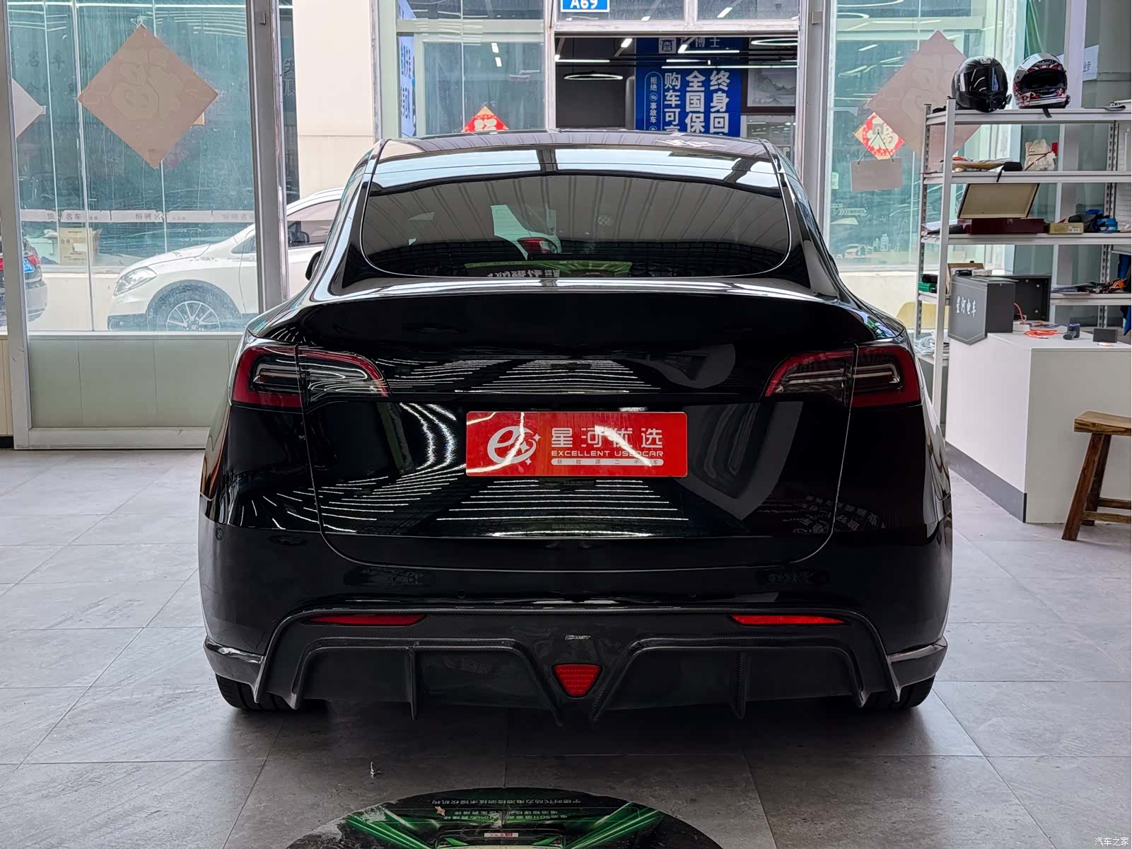 Tesla Model Y, 2023 6