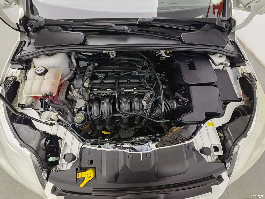 Ford Focus, 2014 6