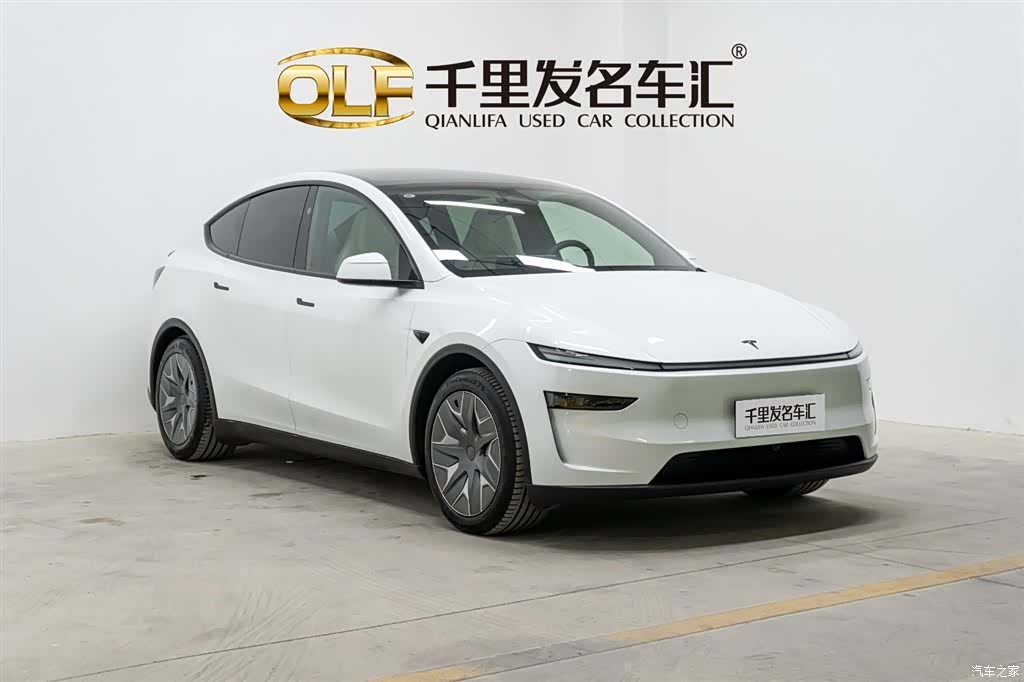 Tesla Model Y, 2025 3