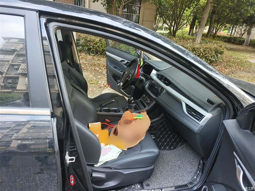 Geely Emgrand, 2018 24