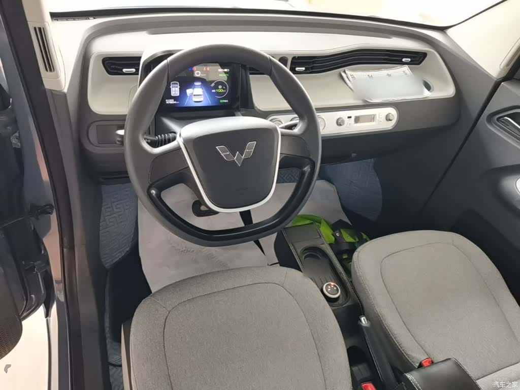 Wuling MINIEV, 2022 10