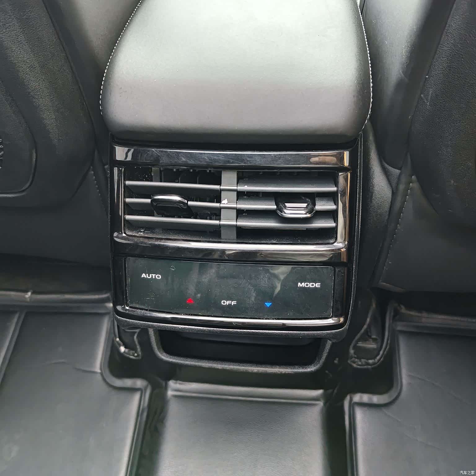 Geely Xingyue L, 2022 13