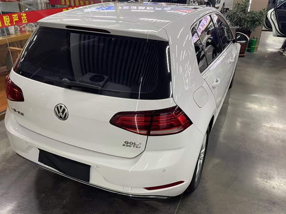 Volkswagen golf