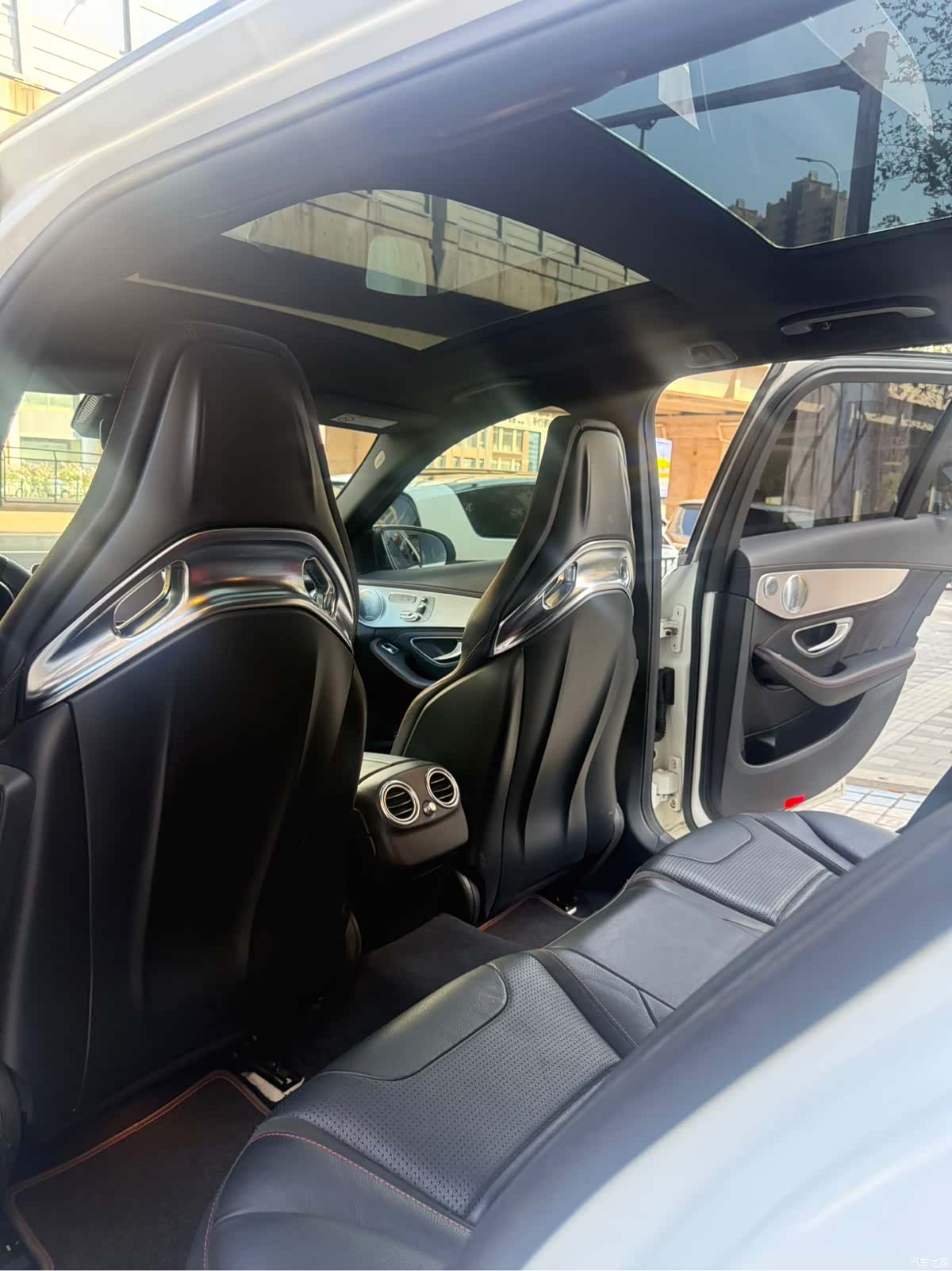 Mercedes-Benz C-Class, 2019 9