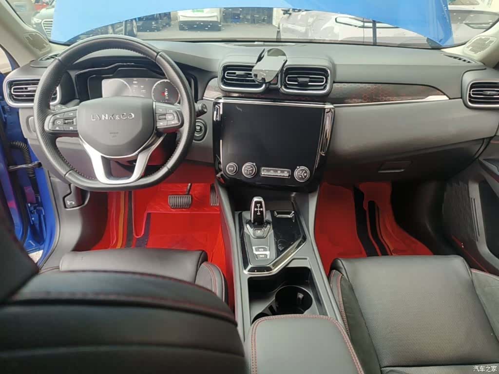 Lynk & Co 01, 2019 10
