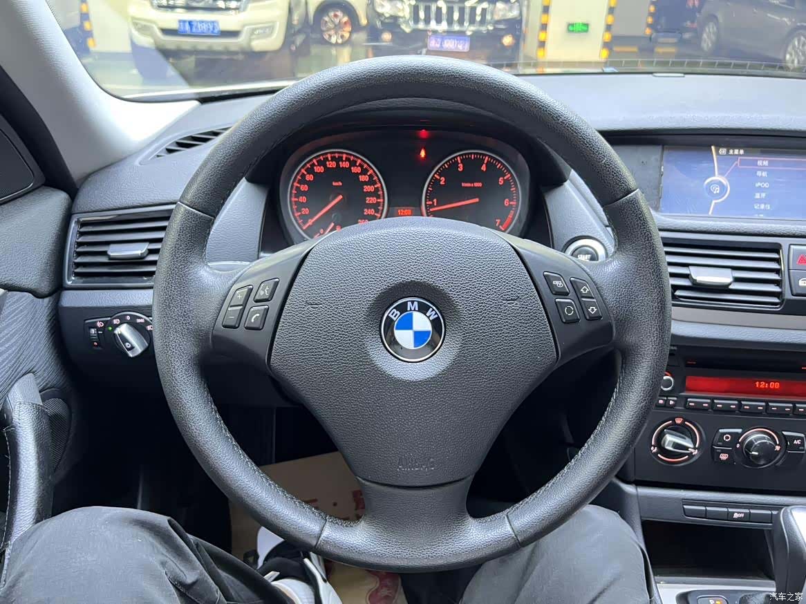BMW X1, 2014 6