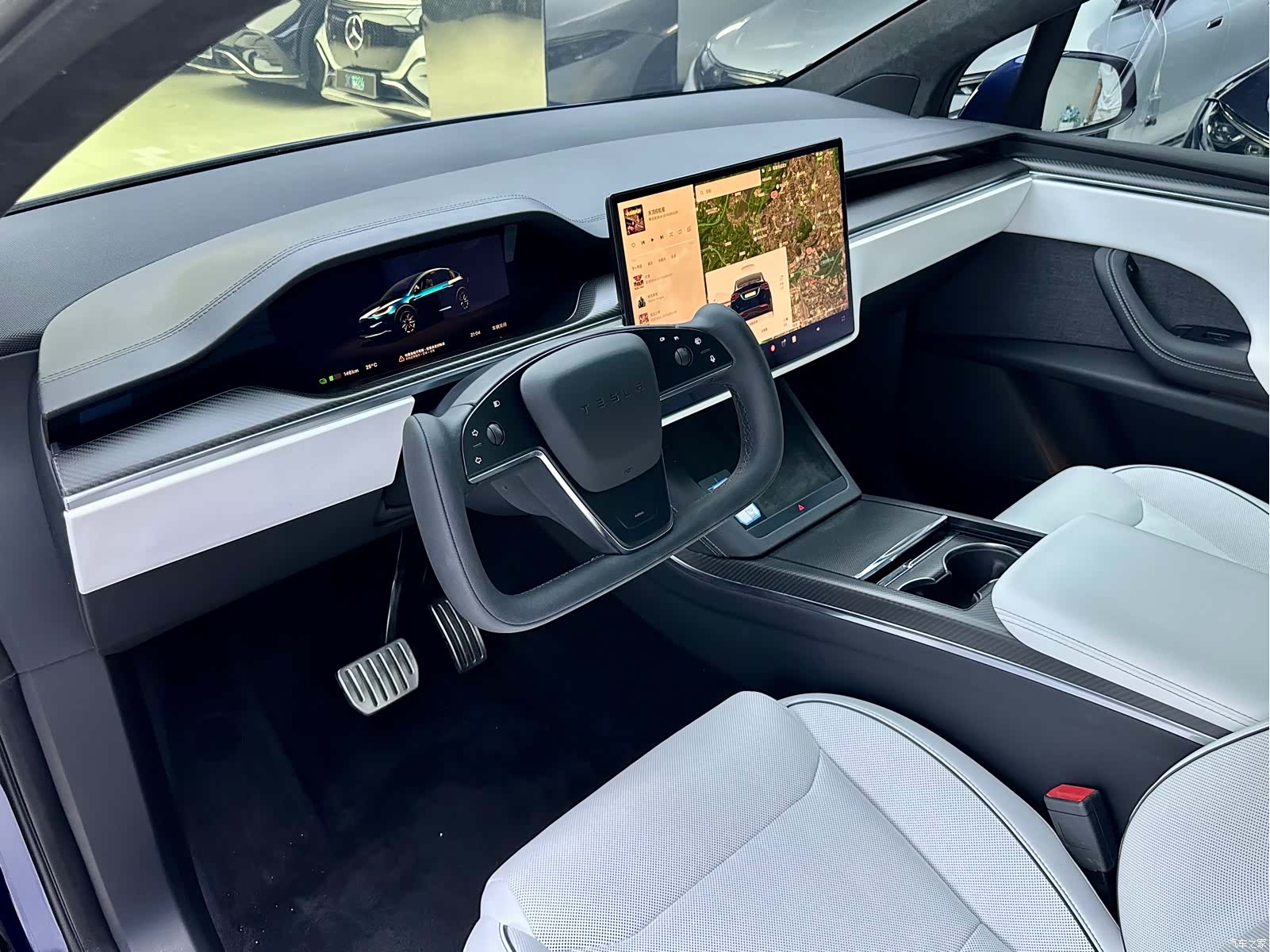 Tesla Model X, 2023 8