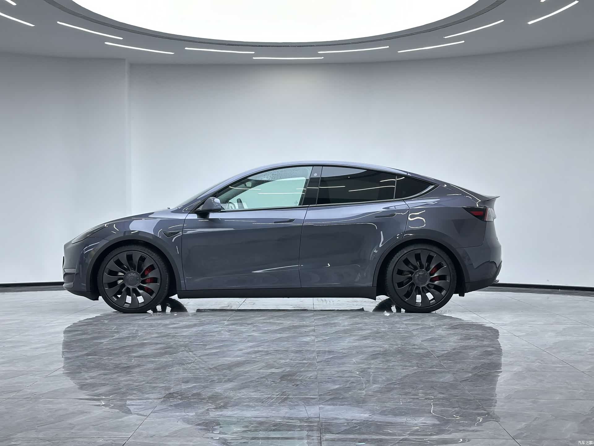 Tesla Model Y, 2023 8