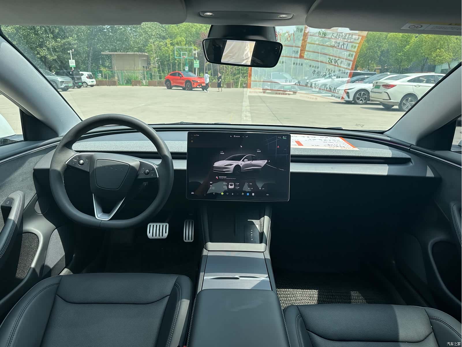 Tesla Model 3, 2025 6