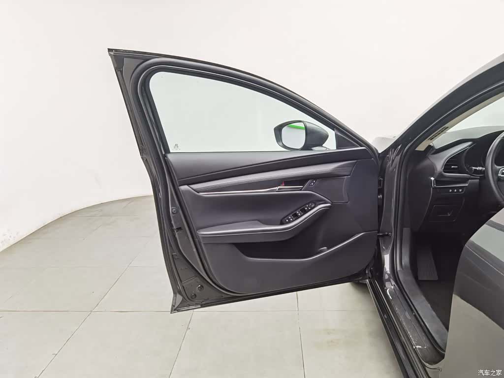 Mazda Mazda3, 2020 8