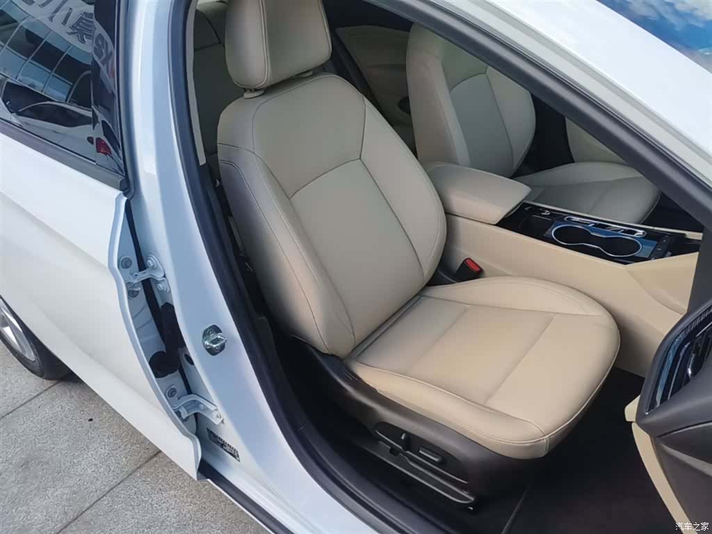 Buick Regal, 2021 25