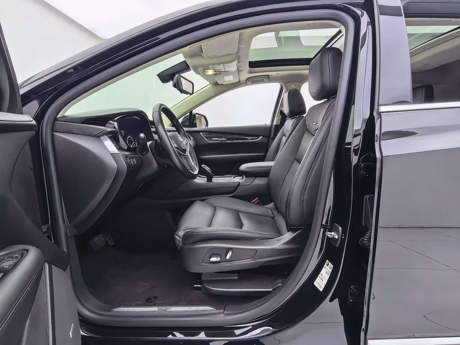 Cadillac XT5, 2017 18