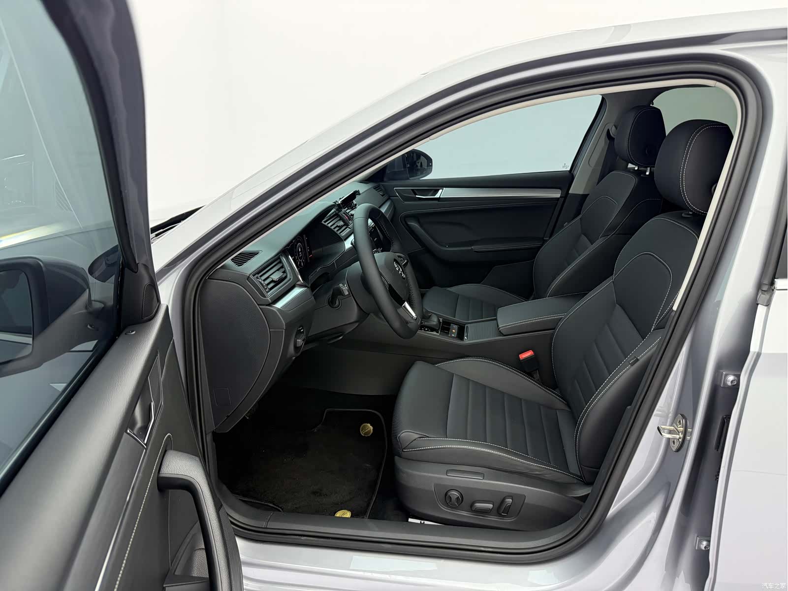 Skoda Superb, 2024 20
