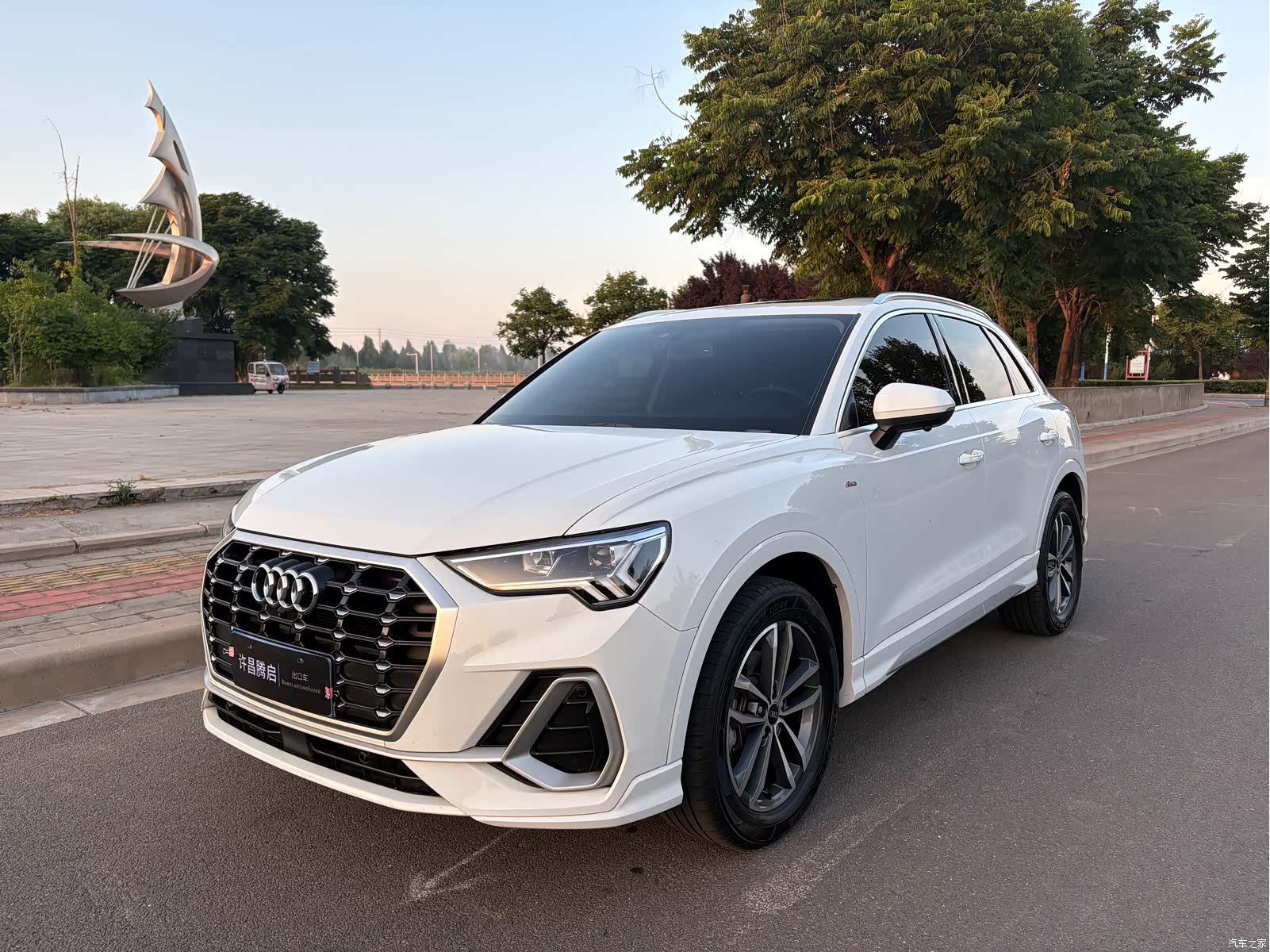 Audi Q3, 2022 1