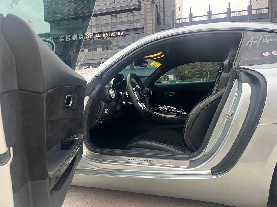 Mercedes-Benz AMG GT