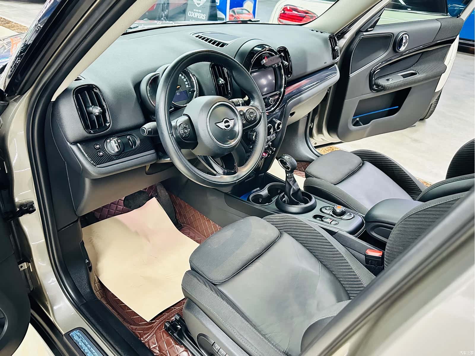 Mini Countryman, 2018 27