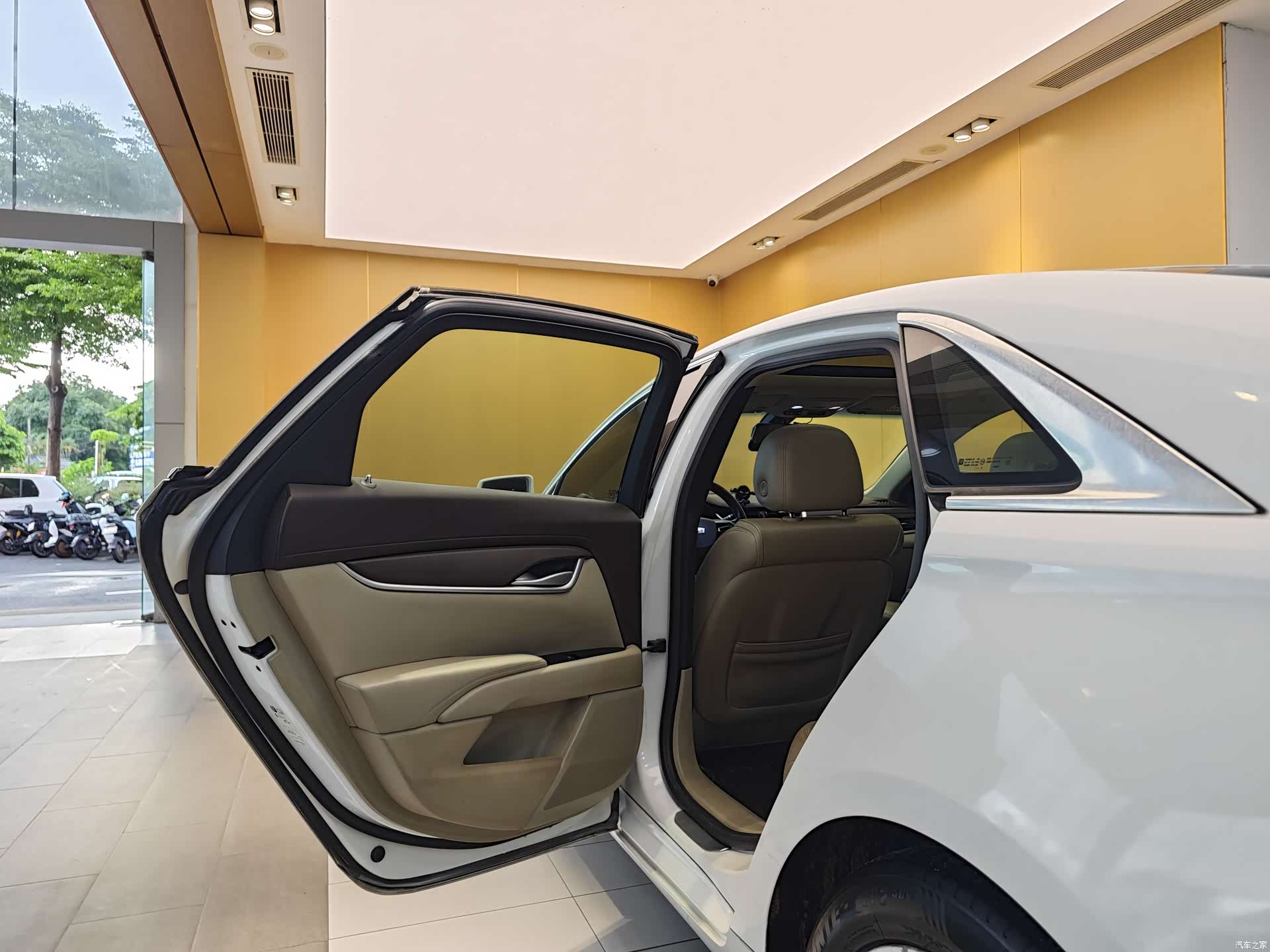 Cadillac XTS, 2016 22