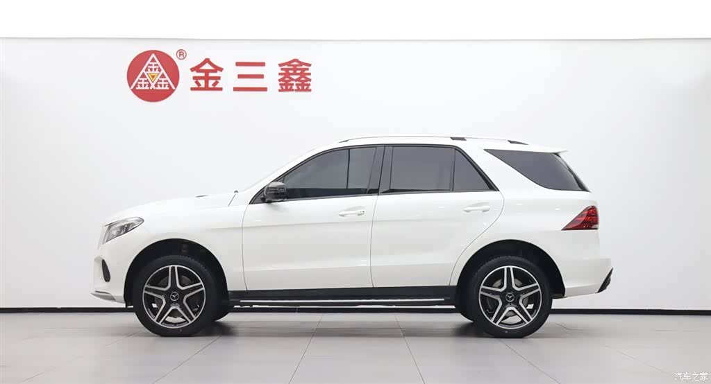 Mercedes-Benz GLE, 2018 3