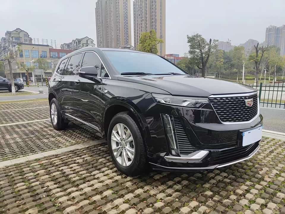 Cadillac XT6