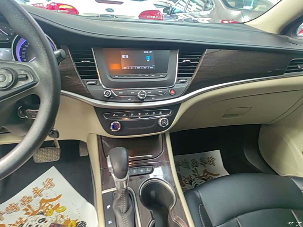 Buick Verano, 2019 13