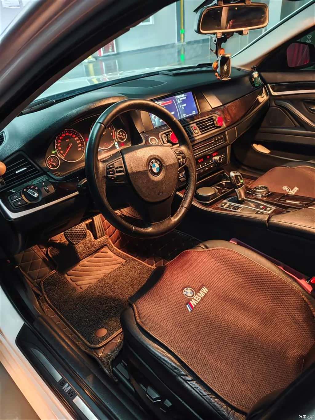 BMW 5 Series, 2013 все фото