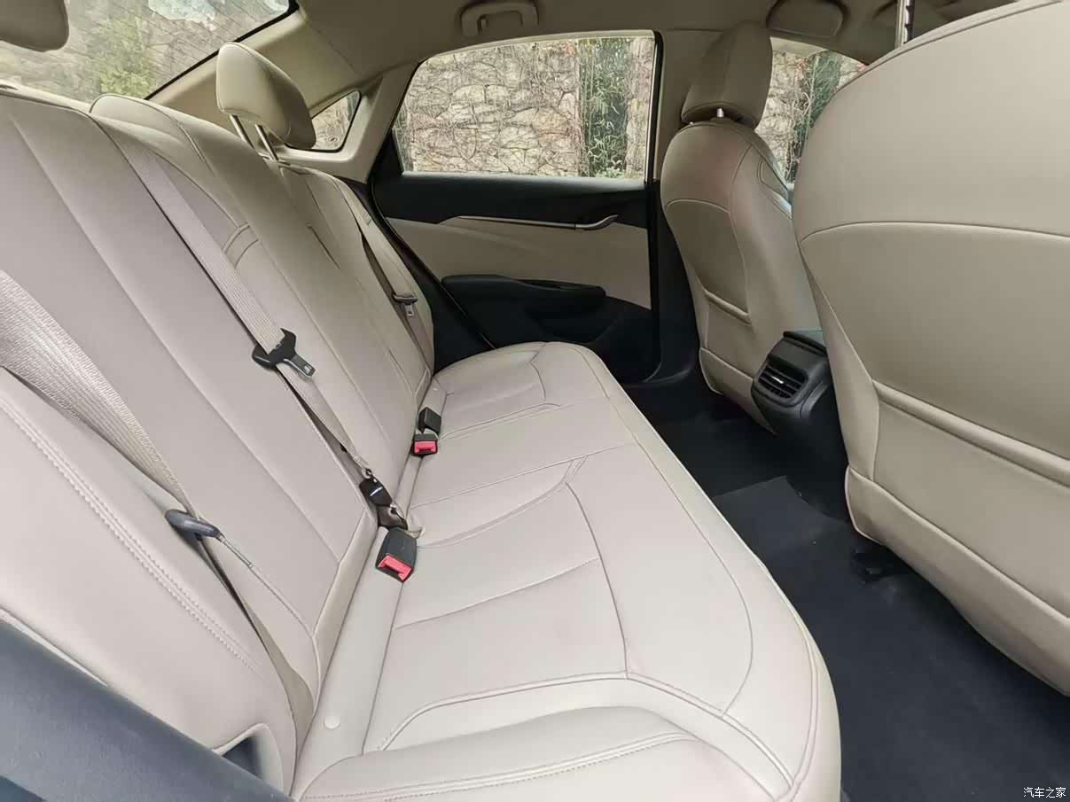 Buick V, 2018 12