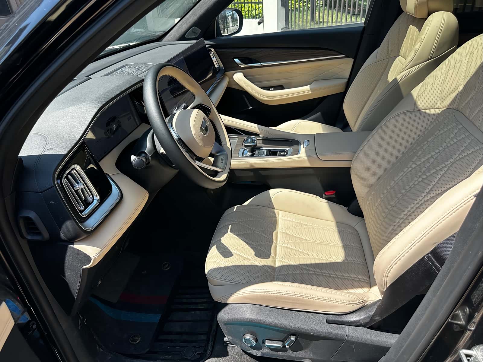 Geely Xingyue L, 2026 4