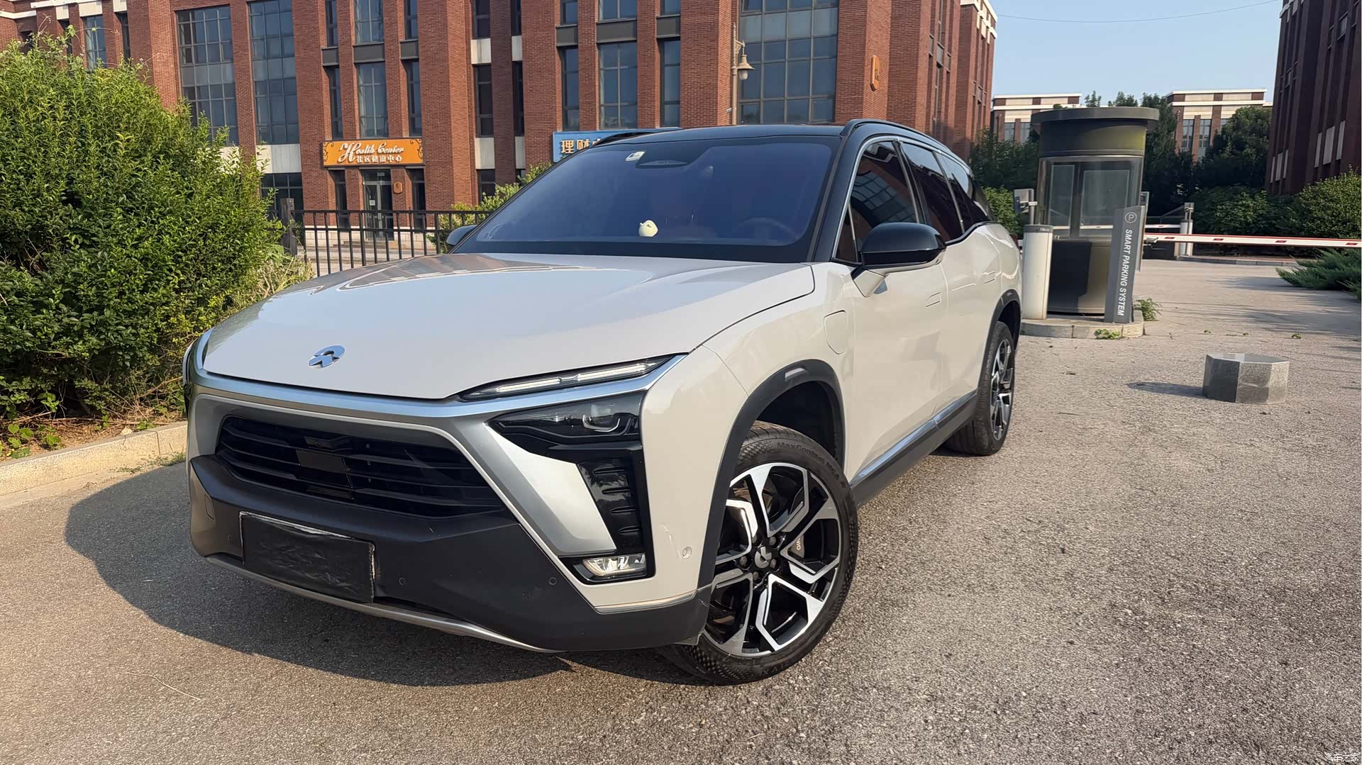 NIO ES8, 2021 1