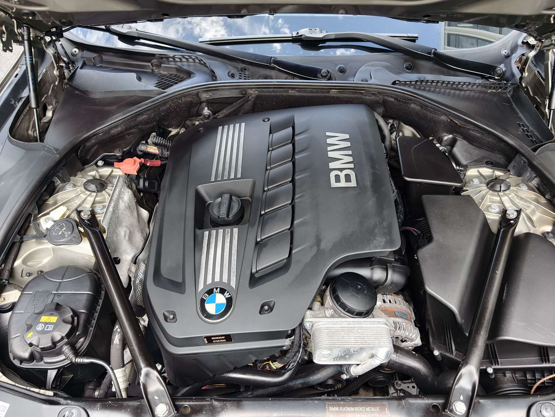 BMW 5 Series, 2011 18