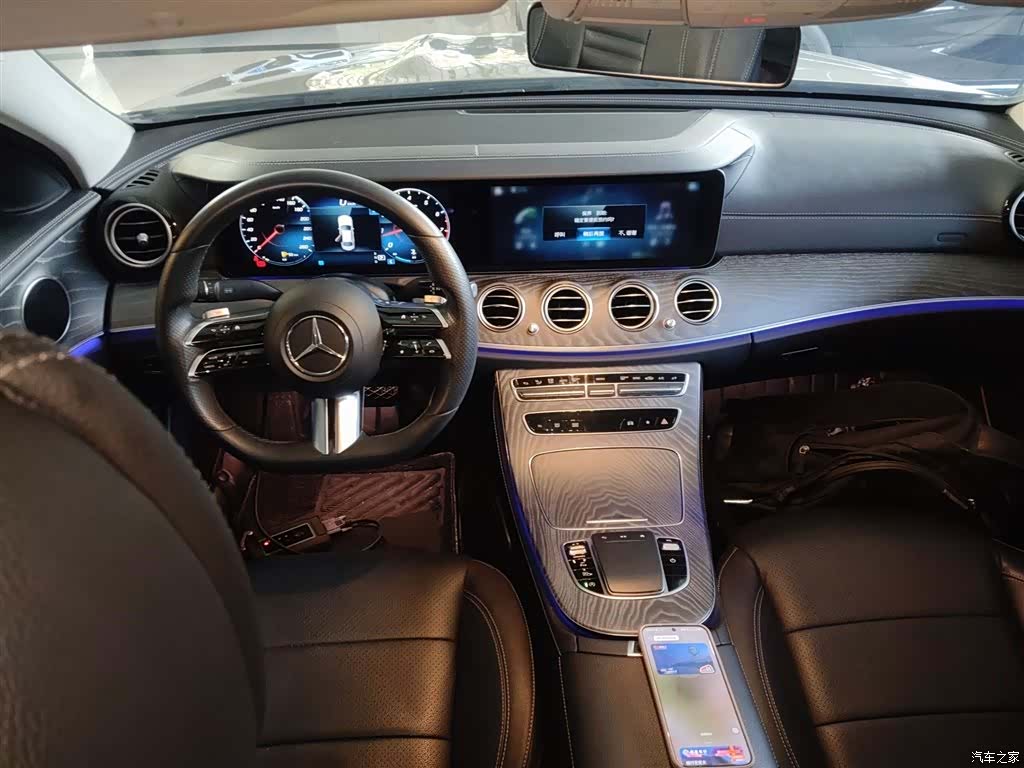 Mercedes-Benz E-Class, 2021 10