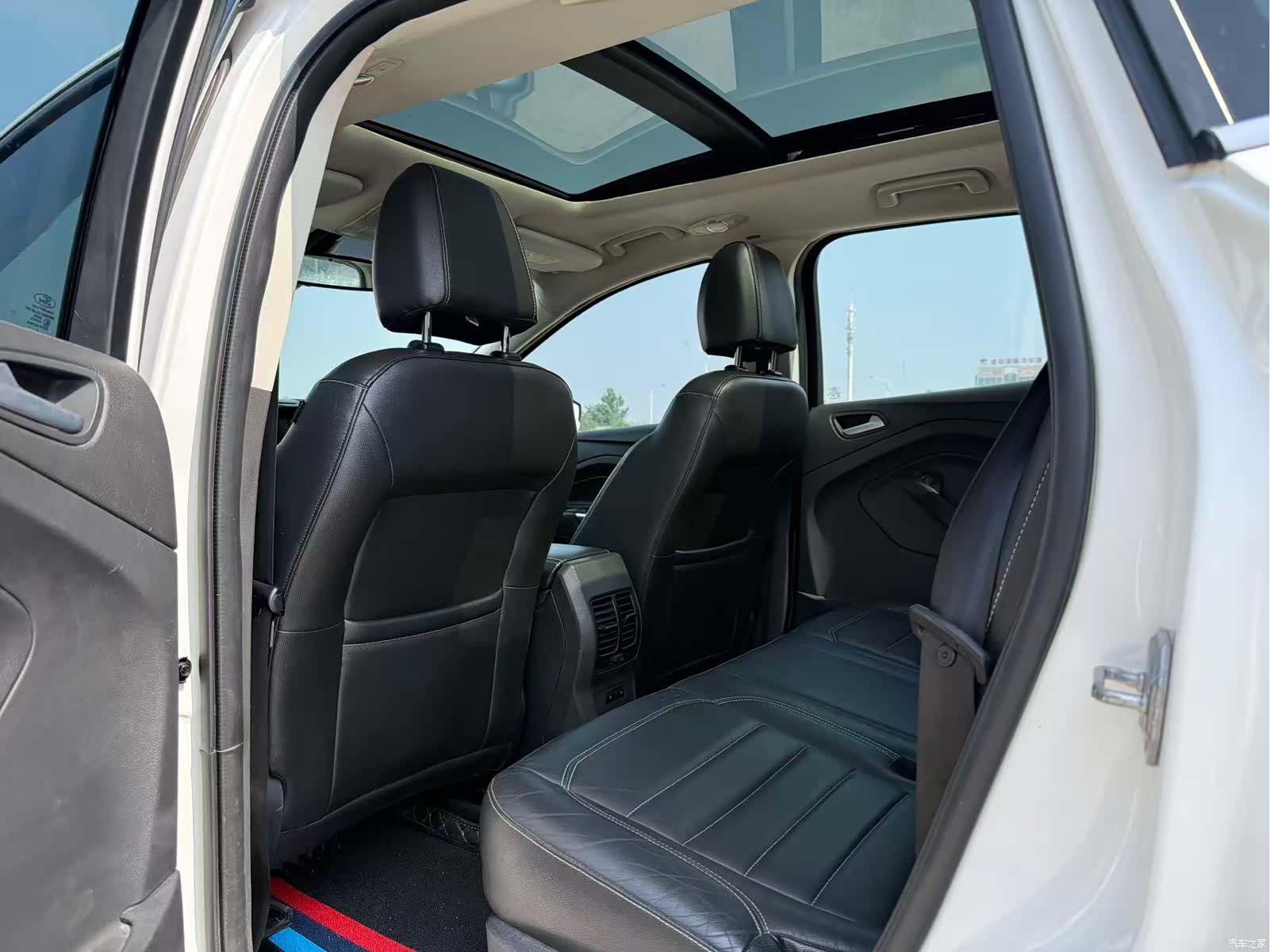 Ford Kuga, 2017 6