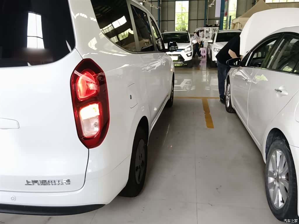Wuling Hongguang, 2026 8