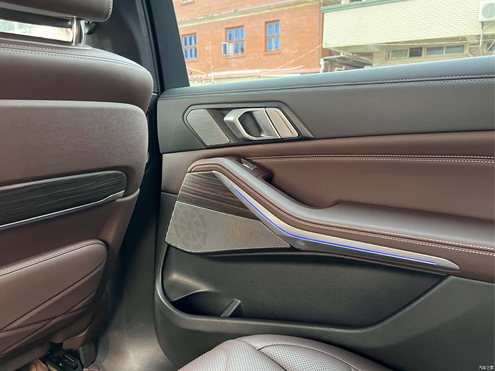 BMW X5, 2023 9