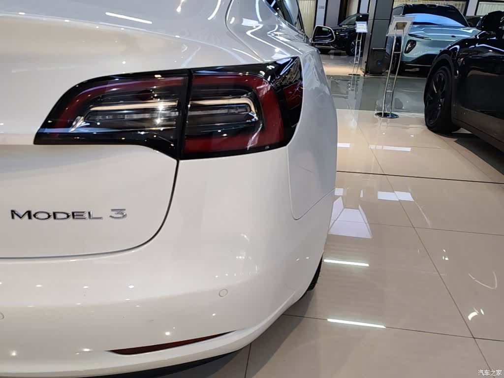 Tesla Model 3, 2020 8