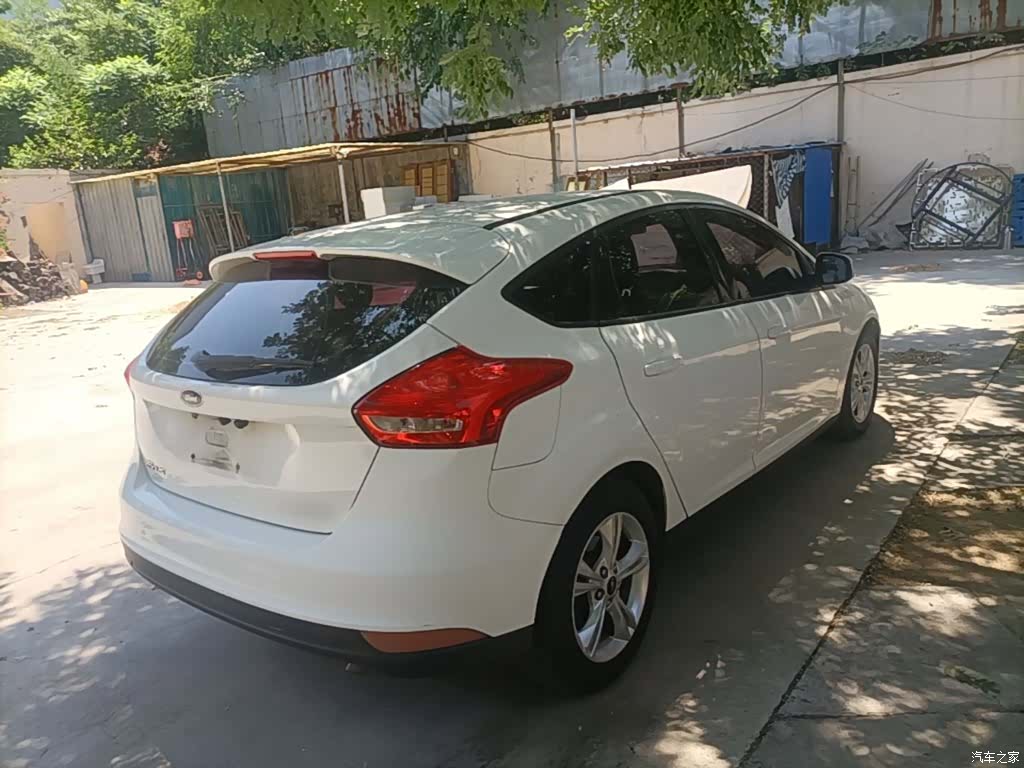 Ford Focus, 2016 7