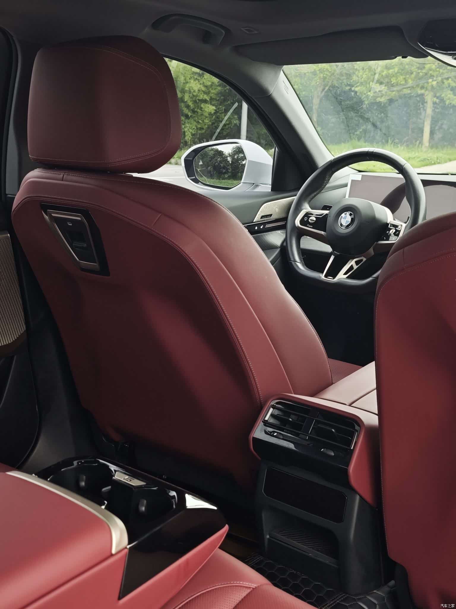 BMW 5 Series, 2024 7