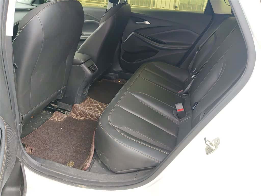 Buick Verano, 2023 13