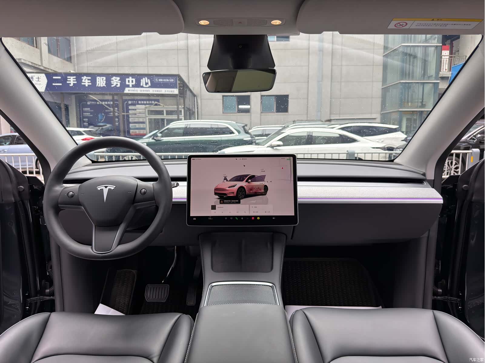 Tesla Model Y, 2024 10