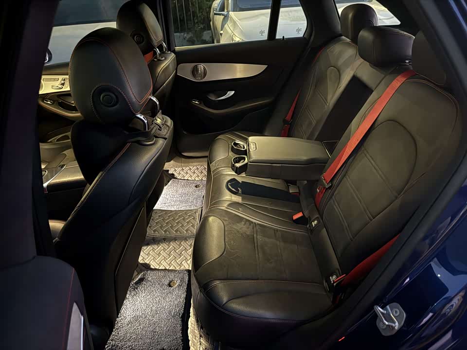 Mercedes-Benz GLC AMG