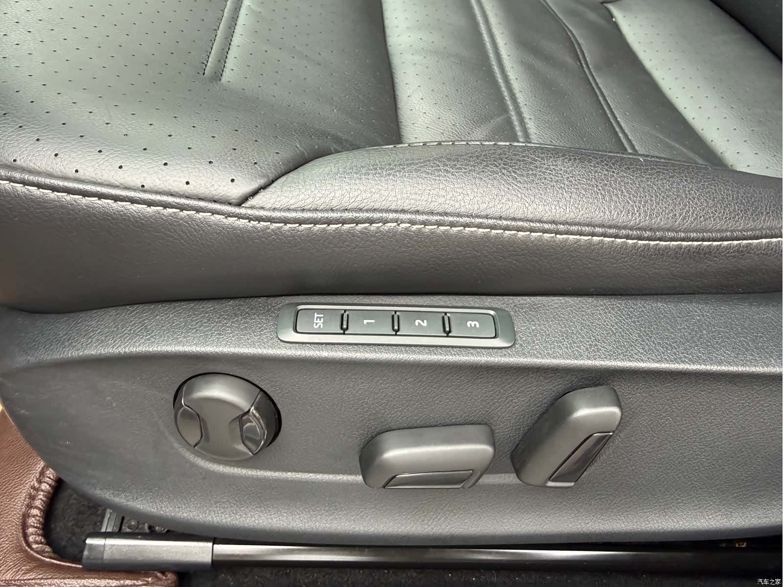 Volkswagen Passat, 2019 18