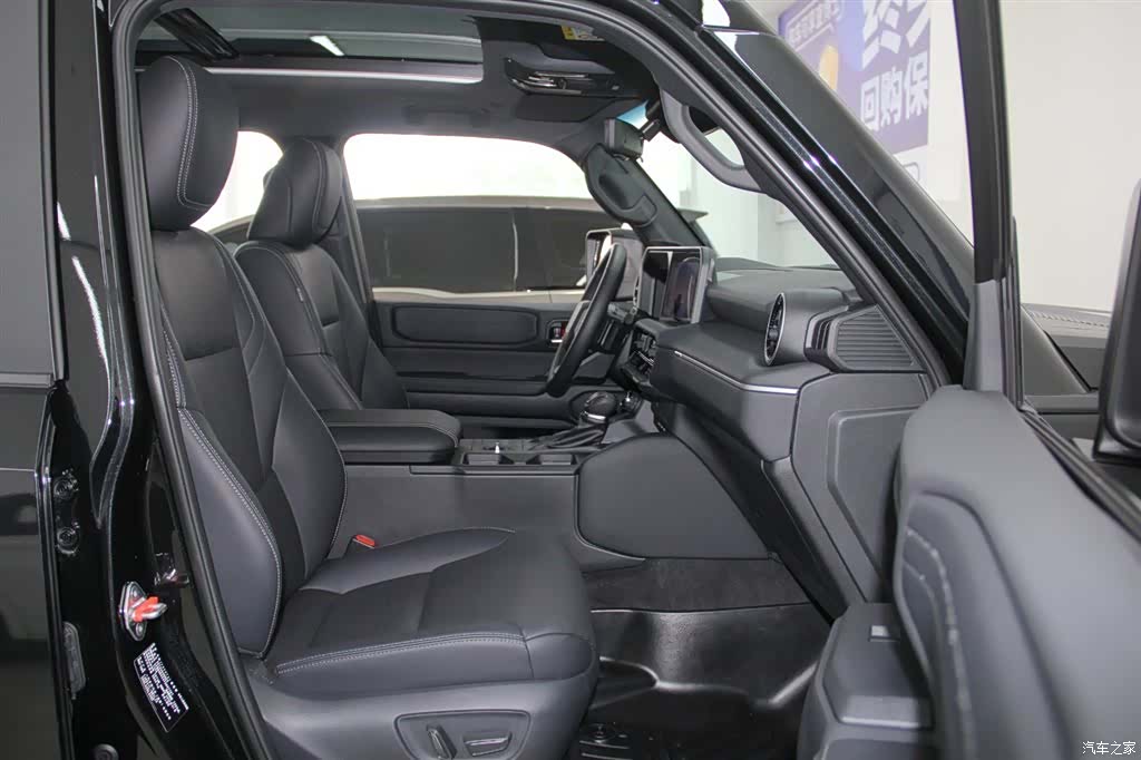 Toyota Prado, 2026 10
