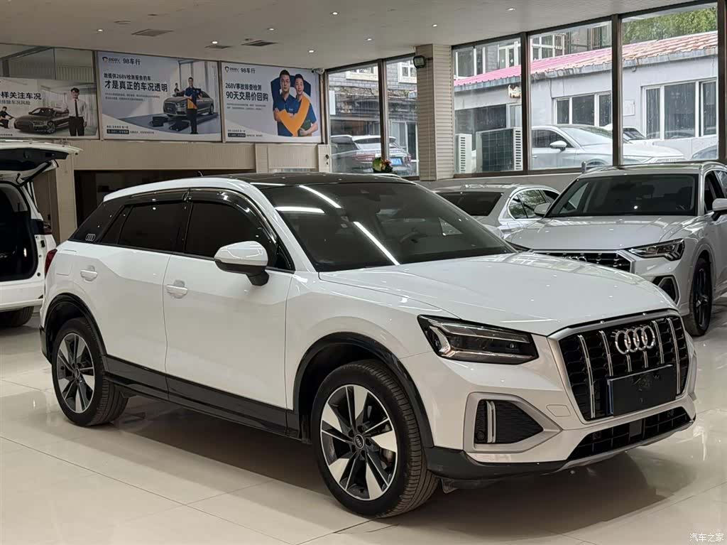 Audi Q2L, 2022 3