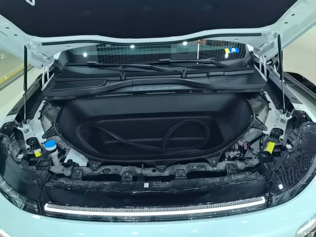 Xpeng G9, 2023 20