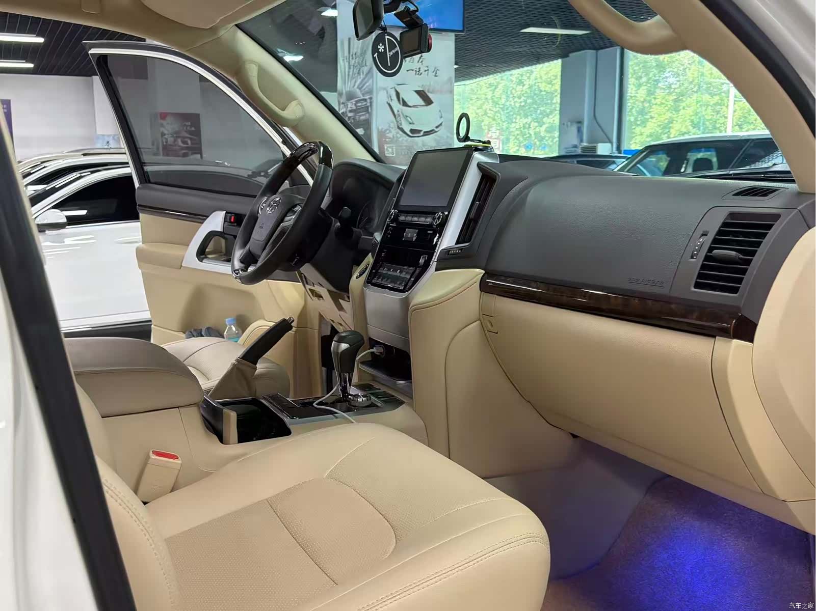 Toyota Land Cruiser, 2016 9