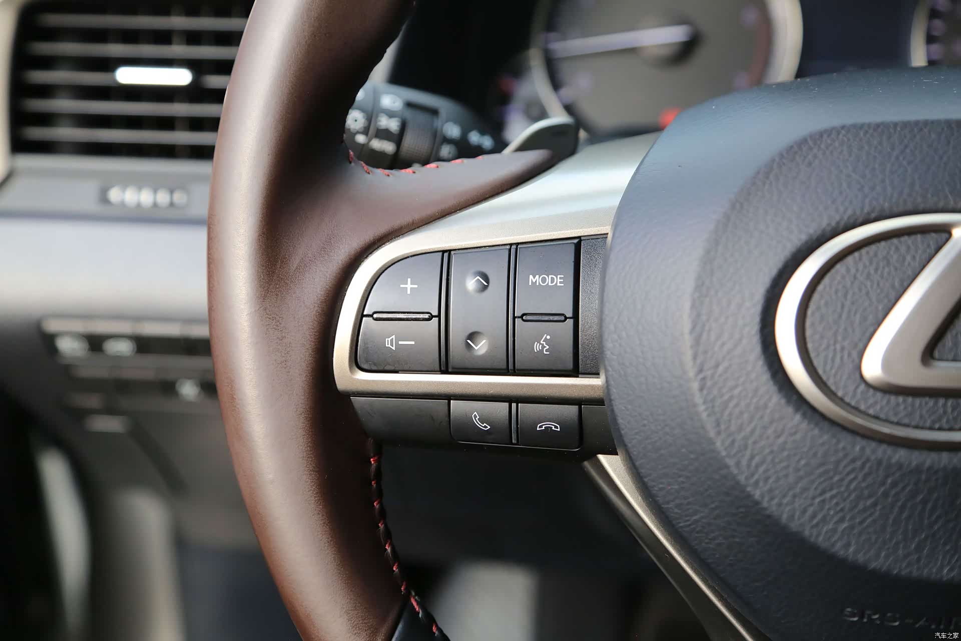 Lexus RX, 2019 16