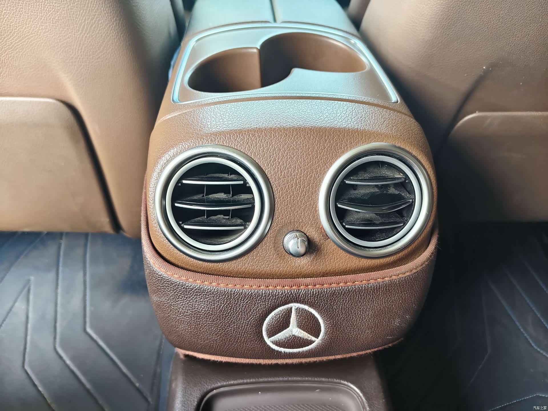 Mercedes-Benz E-Class, 2019 9