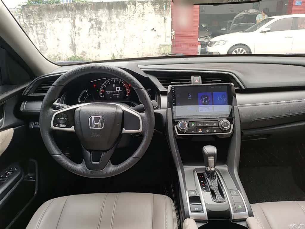 Honda Civic, 2018 10