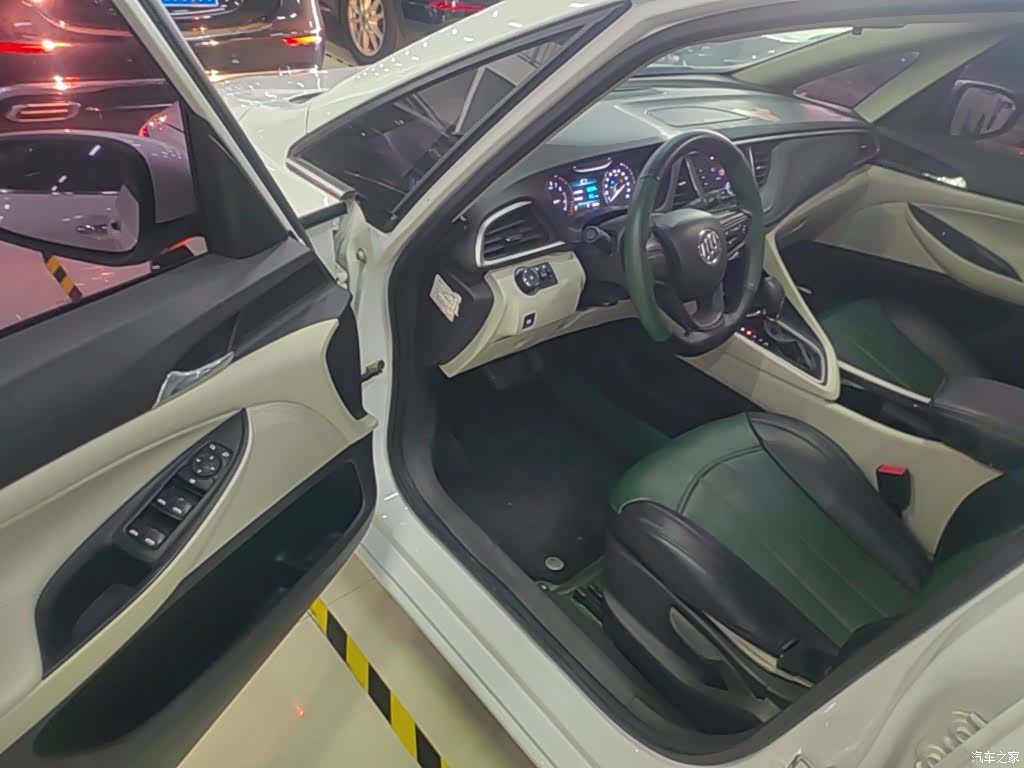Buick GL6, 2018 16