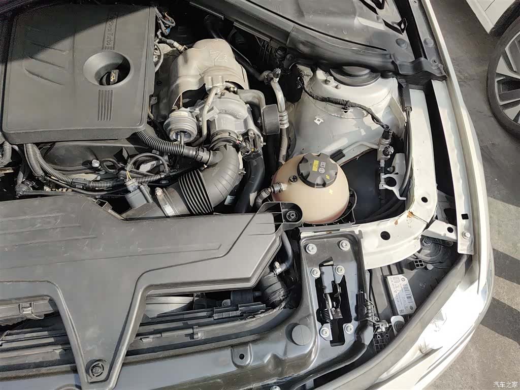 BMW 3 Series, 2016 22