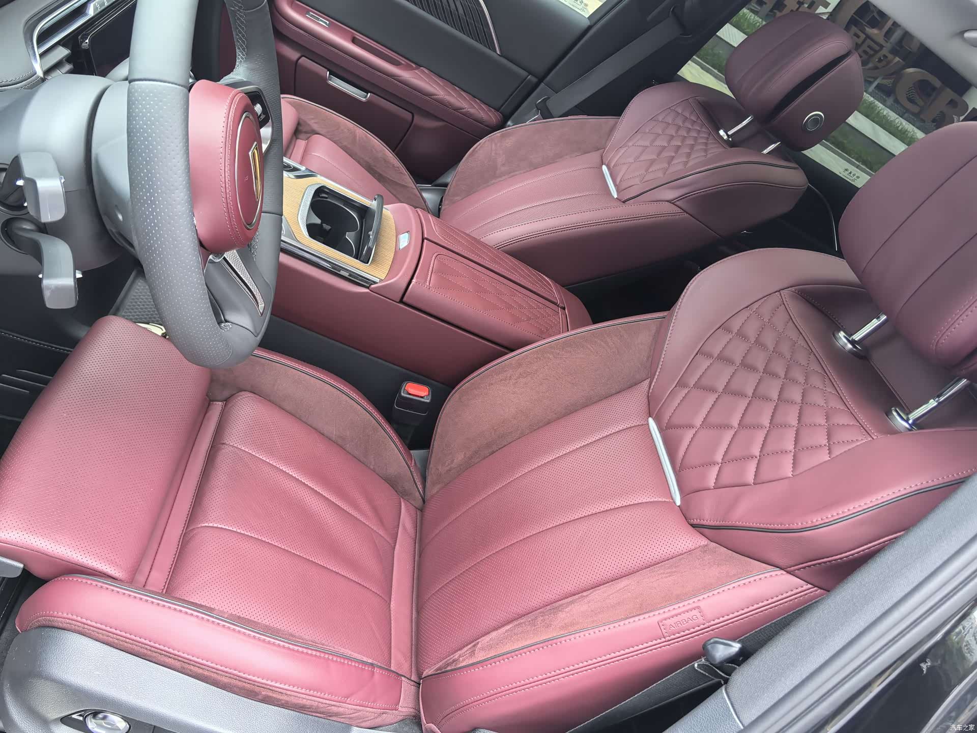 Hongqi E-HS9, 2023 26